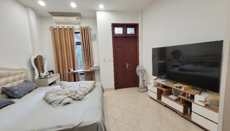 Cho thuê Nhà Ngõ 72 Minh Khai, DT 30m x 4 tầng, 11.5 Triệu (CTL), 0865089699